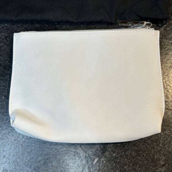Giorgio Armani White Textured Cosmetic Travel Toiletry‎ Clutch W Dust Bag - Picture 3 of 10